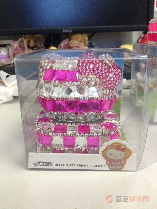 定制款iPhone6 Plus貼鉆手機殼與Hello Kitty車載香水——嘉定都市網為您打造專屬日用百貨